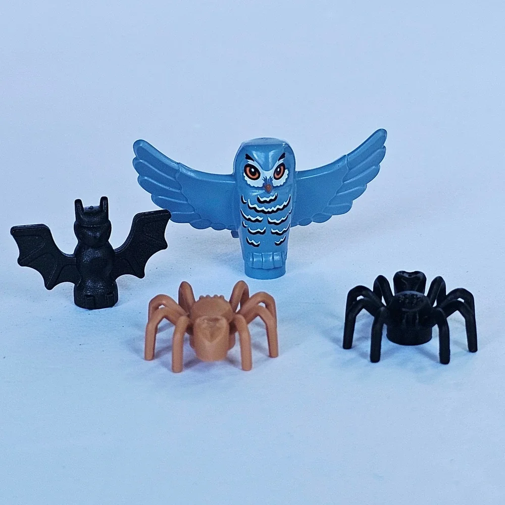 Lego Animal Minifigure Accessory Lot Blue Owl Black Bat Spiders Halloween Toy